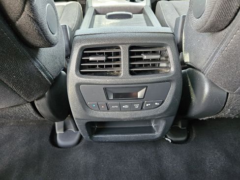Used 2022 Honda Pilot Sport image 11