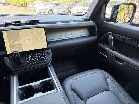 New 2026 Land Rover Defender 110 X AWD/4WD image 29