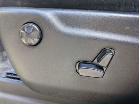 Used 2020 Jeep Grand Cherokee Altitude RWD image 20