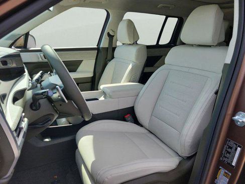 New 2025 Hyundai Santa Fe Calligraphy image 10