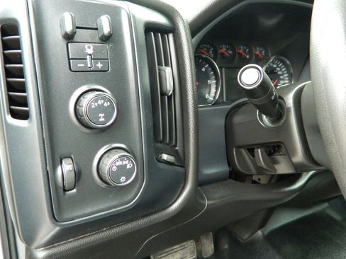 Used 2018 Chevrolet Silverado 2500 W/T w/ Snow Plow Prep Package image 21