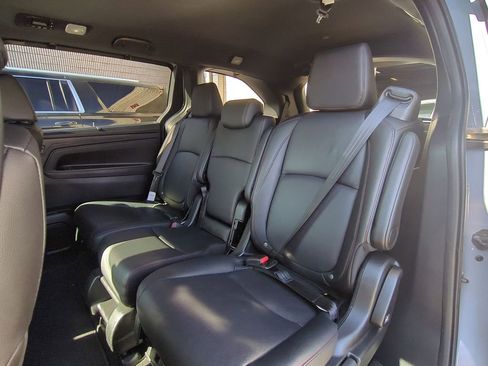 Used 2025 Honda Odyssey Sport-L image 27
