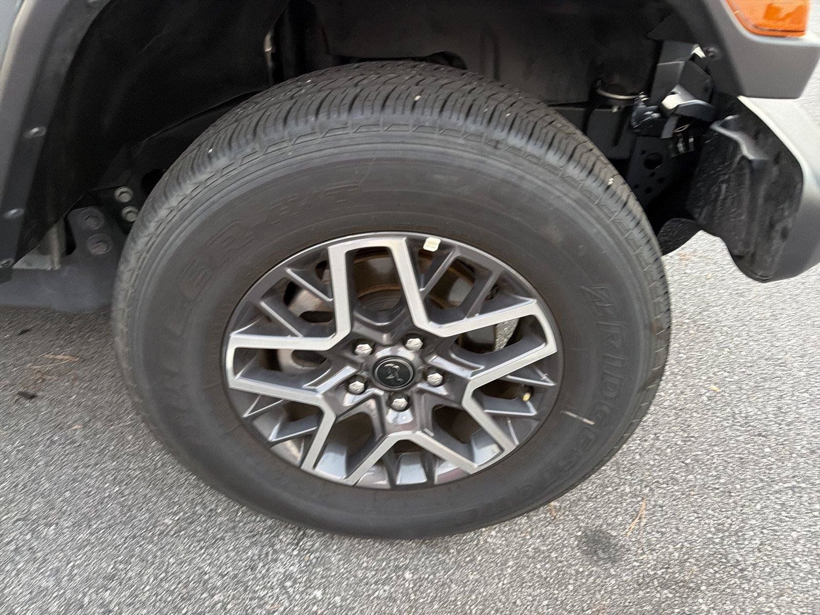 Used 2026 Jeep Wrangler Unlimited Sahara AWD/4WD image 9