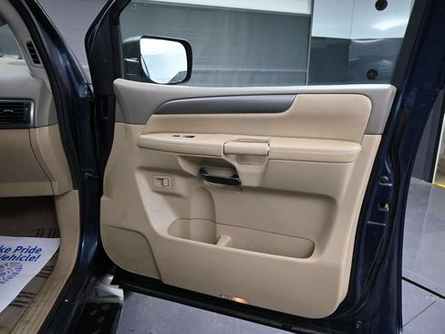 Used 2014 Nissan Armada SV AWD/4WD image 17