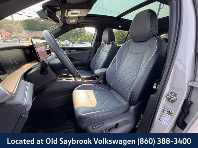 Certified 2025 Volkswagen Tiguan SEL R-Line AWD/4WD image 34