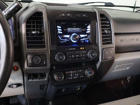Used 2017 Ford F350 XL w/ XL Value Package AWD/4WD image 5