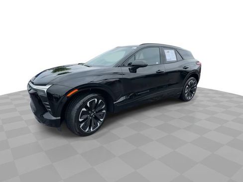 Used 2025 Chevrolet Blazer EV RS AWD/4WD image 9