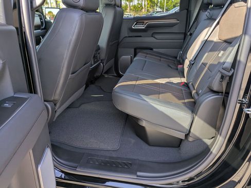 New 2026 Chevrolet Silverado 1500 High Country w/ Midnight Edition image 13