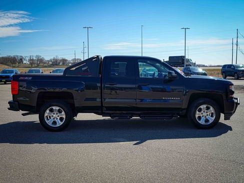 Used 2016 Chevrolet Silverado 1500 LT w/ LPO, Off-Road Sport Package AWD/4WD image 4