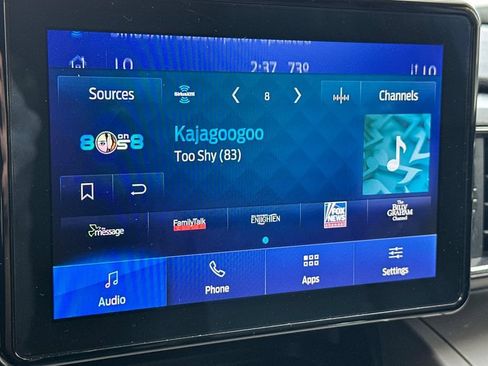 Used 2022 Ford Explorer XLT w/ Equipment Group 202A AWD/4WD image 20