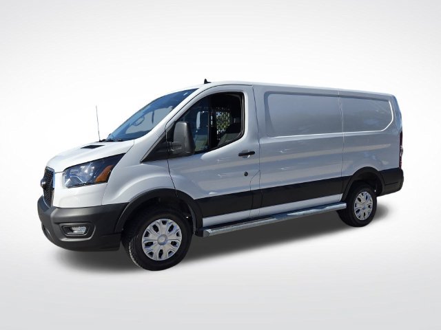 Certified 2025 Ford Transit 250 Low Roof RWD image 5