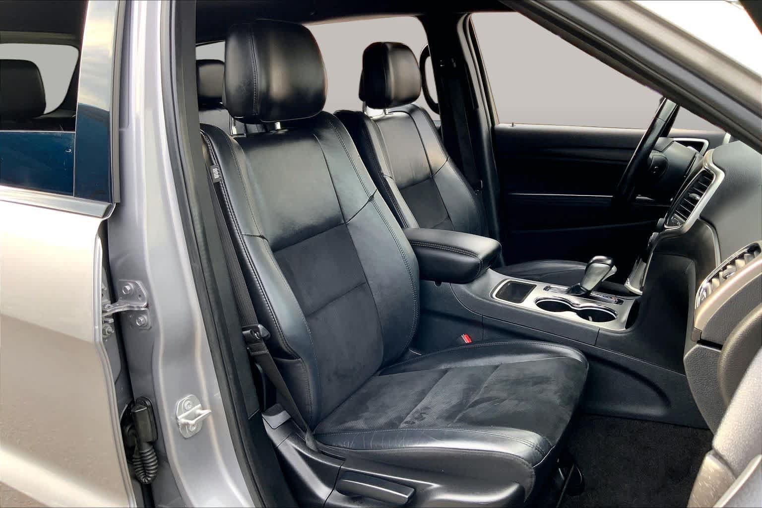 Used 2018 Jeep Grand Cherokee Altitude RWD image 9