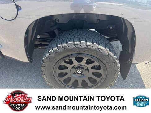 Used 2021 Toyota Tundra SR5 w/ SR5 Upgrade Package RWD image 12