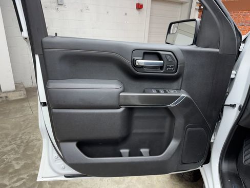 Used 2021 GMC Sierra 1500 AT4 AWD/4WD image 9
