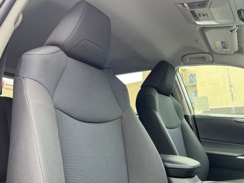 New 2025 Toyota RAV4 LE image 17