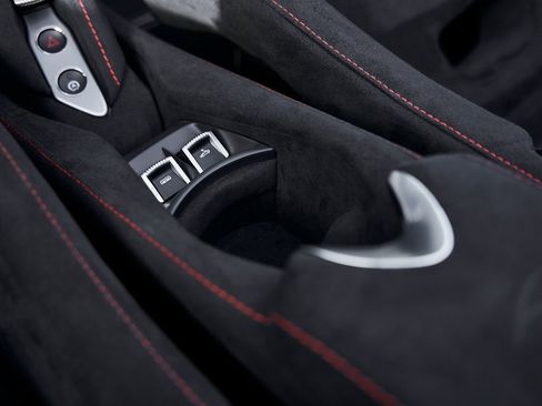 Used 2024 McLaren 750S image 67