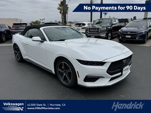 Used 2025 Ford Mustang Premium RWD image 1