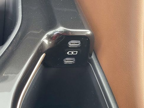 New 2026 Toyota Crown Signia Limited image 41