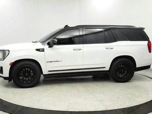 Used 2021 GMC Yukon Denali w/ Denali Ultimate Package image 2