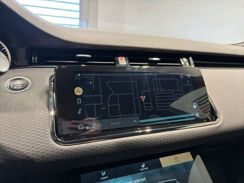 Used 2023 Land Rover Range Rover Evoque R-Dynamic S AWD/4WD image 20