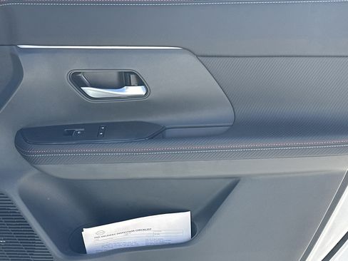 New 2026 Nissan Kicks SR image 14