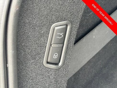 Used 2019 Maserati Levante GTS image 16