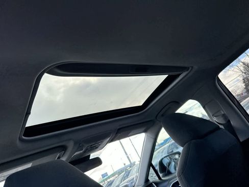 Used 2019 Toyota RAV4 XLE image 24