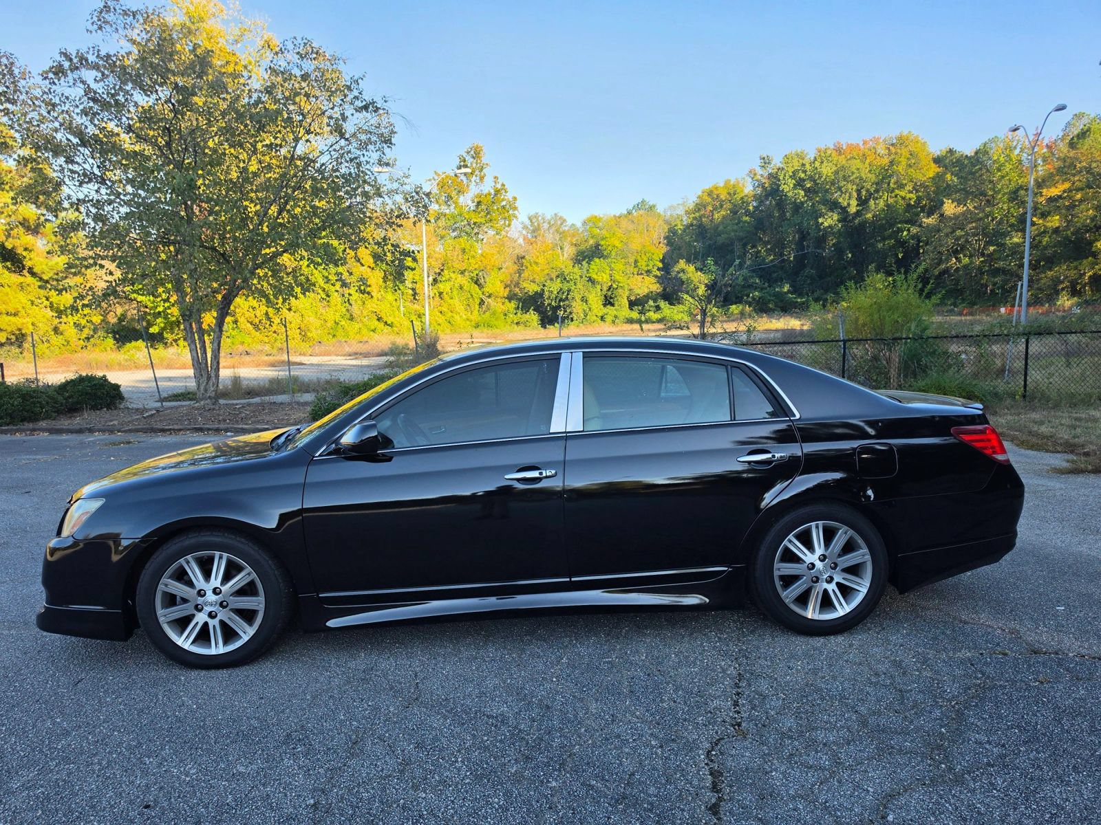 Used 2007 Toyota Avalon XL FWD image 5