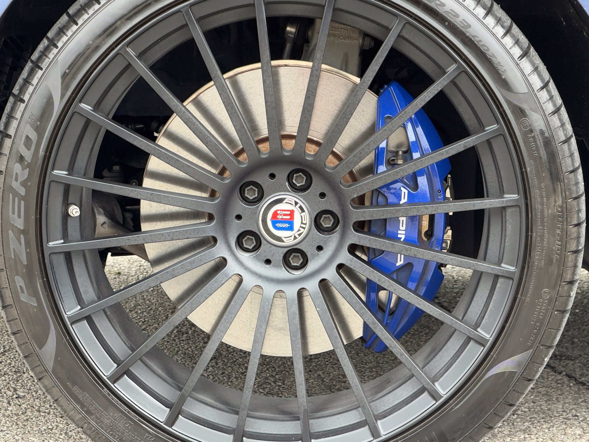 Used 2025 BMW ALPINA XB7 AWD/4WD image 17