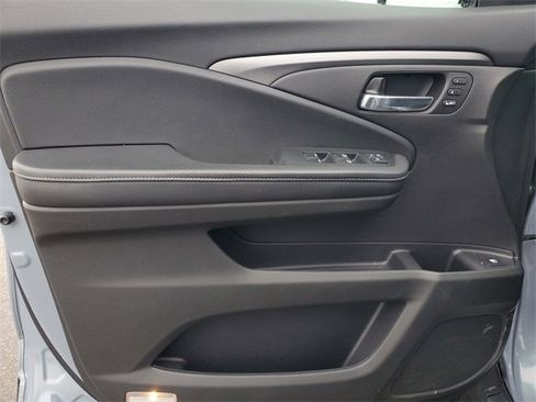 Used 2022 Honda Ridgeline RTL-E image 14