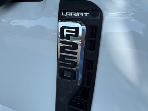 Used 2025 Ford F250 Lariat AWD/4WD image 44