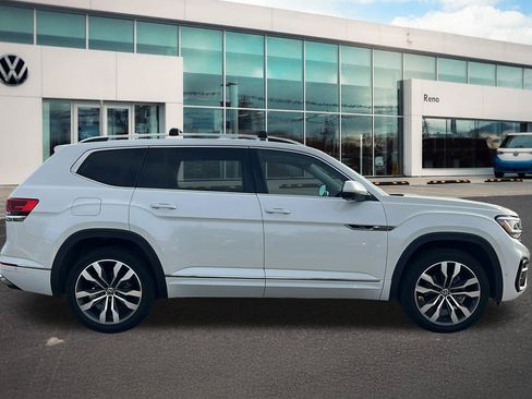 Certified 2023 Volkswagen Atlas SEL Premium AWD/4WD image 4