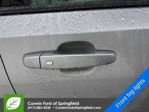 Used 2023 GMC Terrain SLT image 7