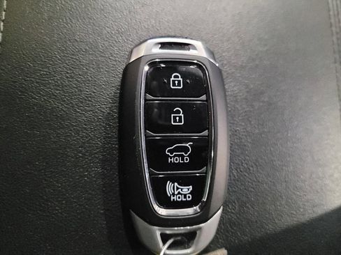 Used 2019 Hyundai Santa Fe FWD image 32