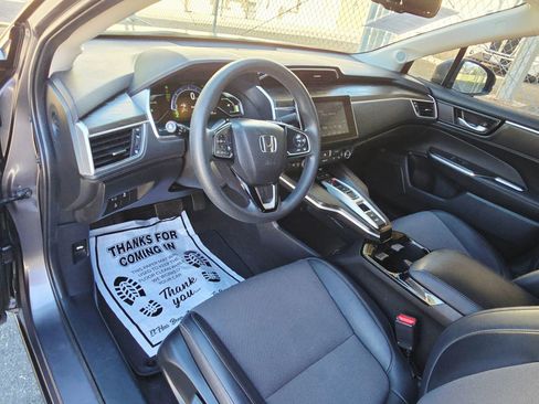 Used 2019 Honda Clarity Plug-In Hybrid image 14