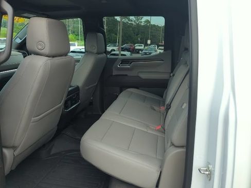 Used 2024 GMC Sierra 1500 SLT w/ SLT Premium Plus Package AWD/4WD image 13