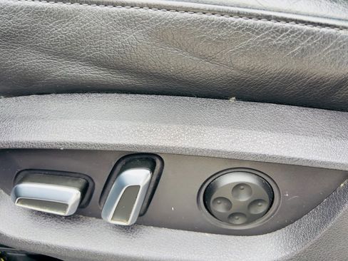 Used 2015 Audi Q7 3.0T Premium Plus w/ Premium Plus Package image 32