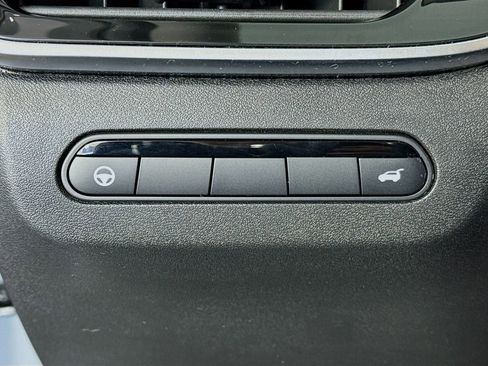 Certified 2025 INFINITI QX60 Sensory image 9