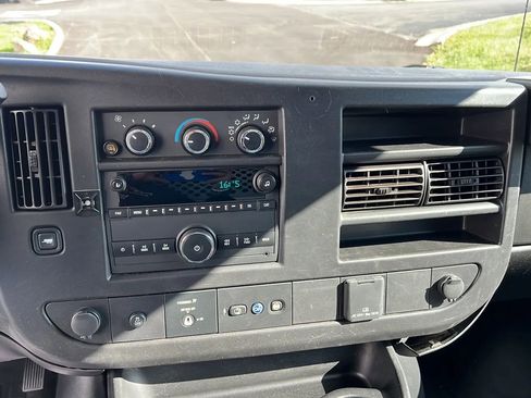 Used 2022 Chevrolet Express 2500 w/ Driver Convenience Package image 23
