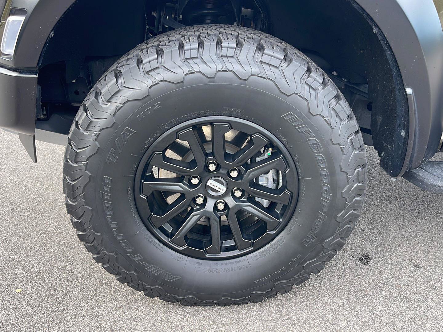 Used 2025 Ford F150 Raptor AWD/4WD image 13