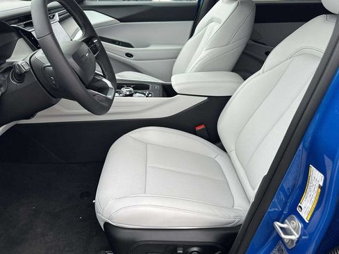 New 2026 Jeep Cherokee Limited AWD/4WD image 9