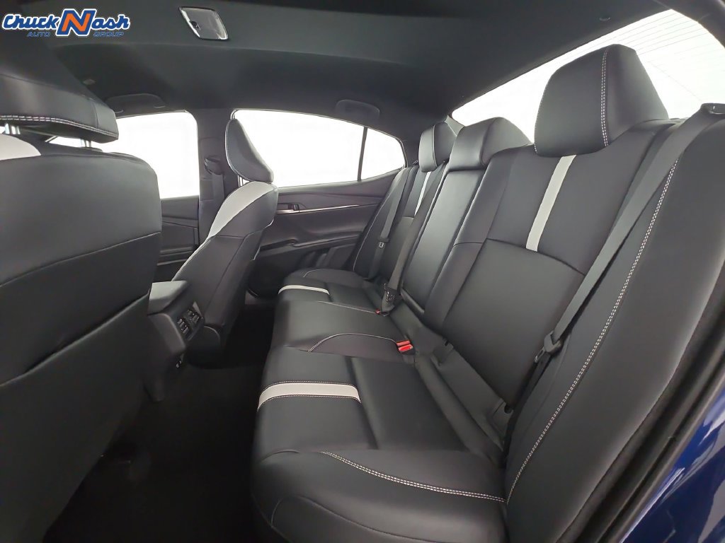 Used 2026 Toyota Camry SE FWD image 15