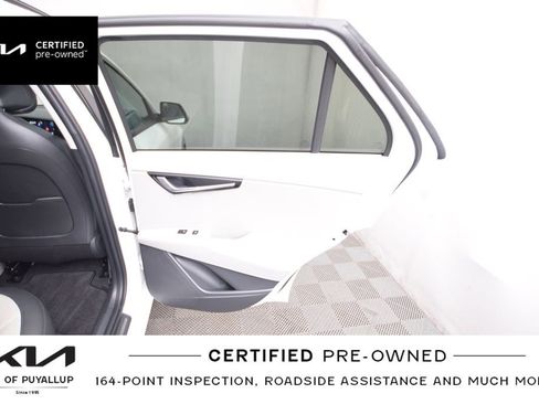 Certified 2023 Kia Niro Wave w/ Wave Preserve Package image 14