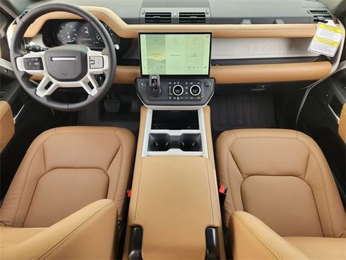 New 2026 Land Rover Defender 110 X-Dynamic SE image 19