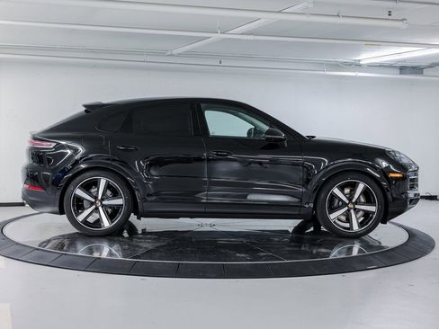 New 2026 Porsche Cayenne S image 8