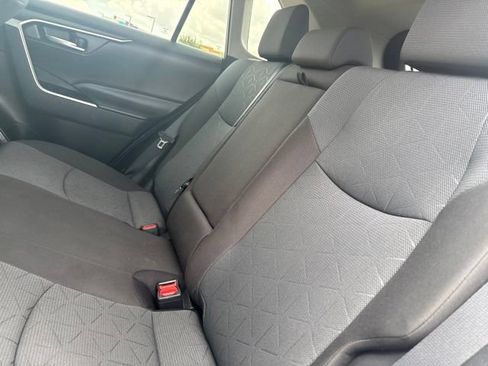 Used 2025 Toyota RAV4 XLE FWD image 7