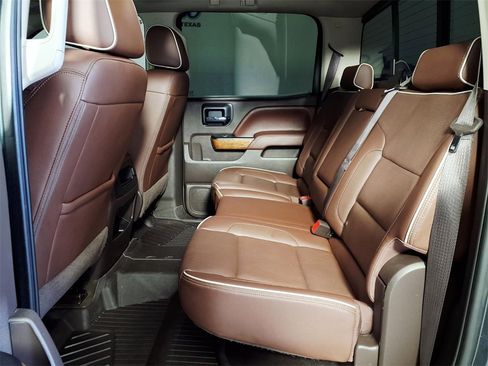 Used 2017 Chevrolet Silverado 1500 High Country image 9