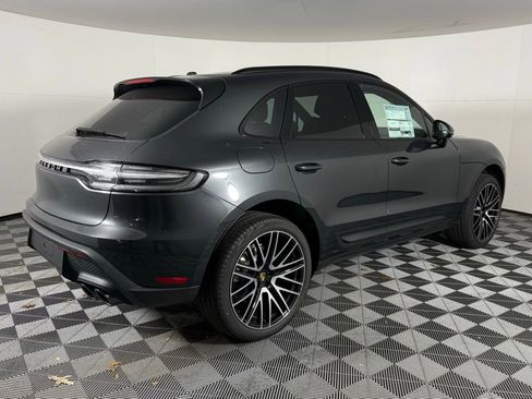 Certified 2026 Porsche Macan AWD/4WD image 7