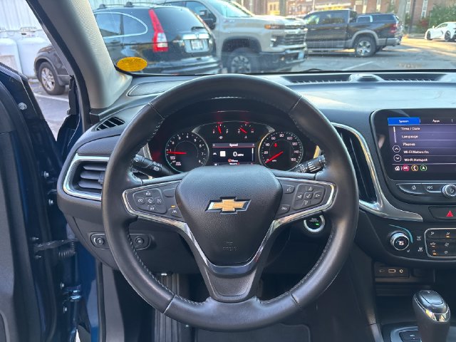 Used 2020 Chevrolet Equinox LT AWD/4WD image 16