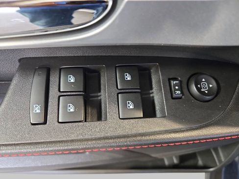 Used 2015 Chevrolet Equinox LT w/ Driver Convenience Package FWD image 30